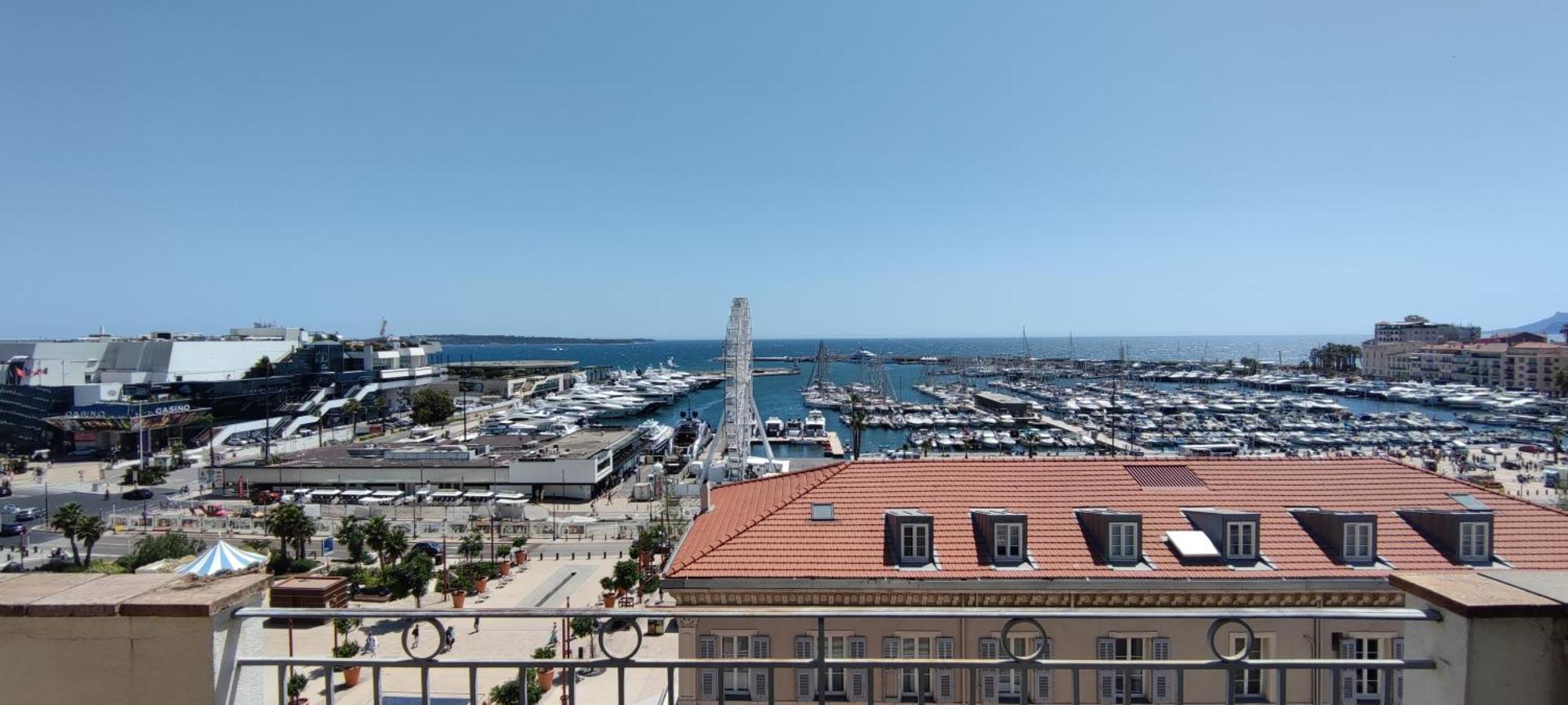 O Festival Palace, terrace with panoramic sea view Cannes Exterior foto